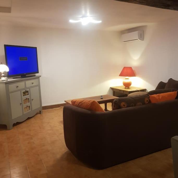 הוילה Beaulieu-sur-Loire Chez Nino Wifi Gratuit מראה חיצוני תמונה